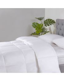 10.5 Tog The All Natural Duck Feather & Down Duvet, Single on bed